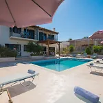 Endless Blue Villa *