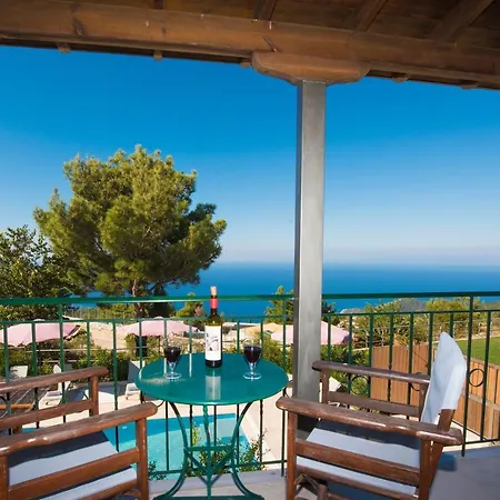 Endless Blue Vila Kalamítsi