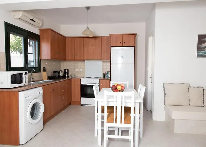 Endless Blue Villa Kalamítsi