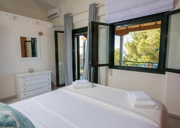 Endless Blue Kalamítsi